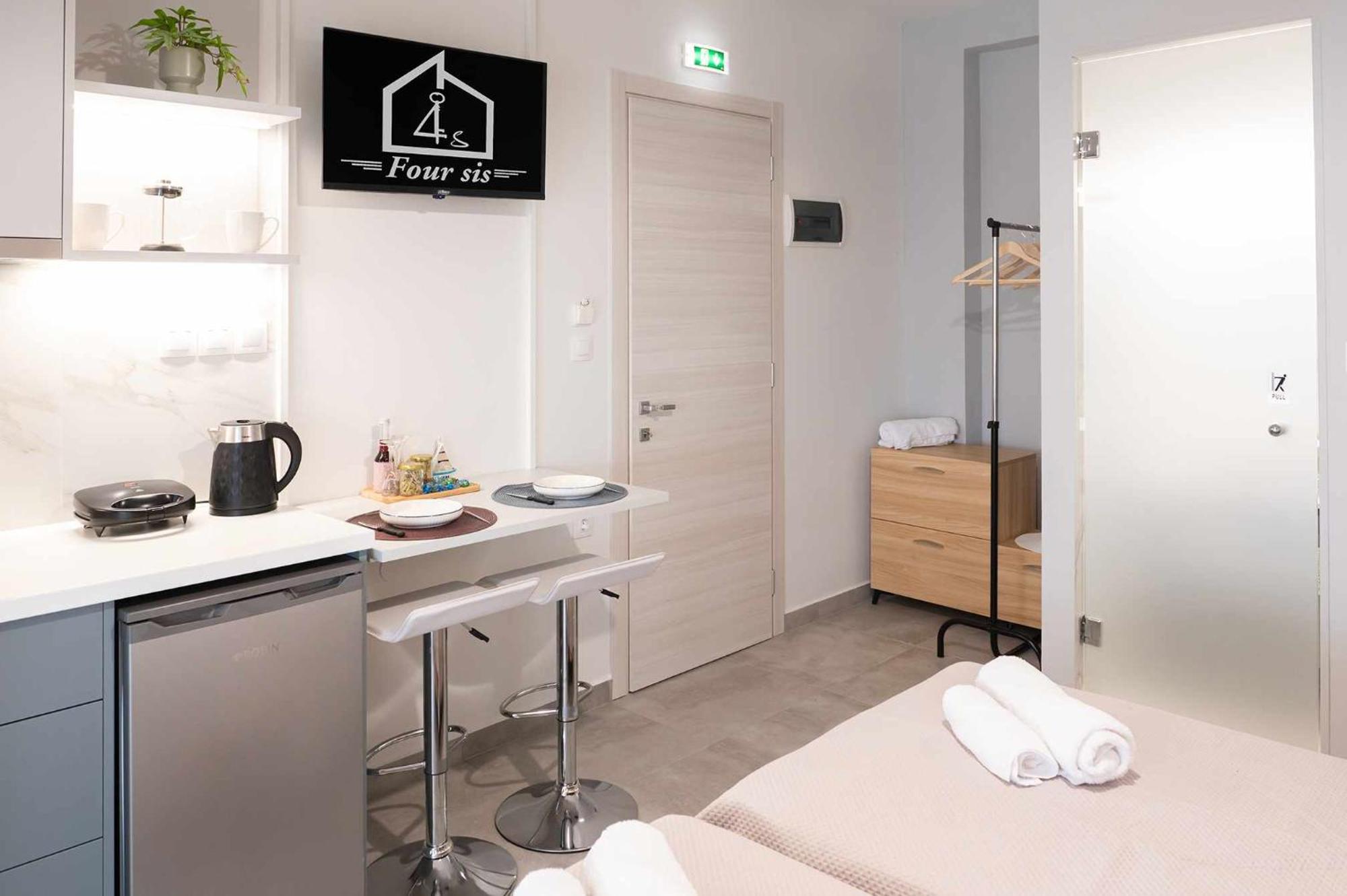 Four Sis Rooms Mangana Exterior foto