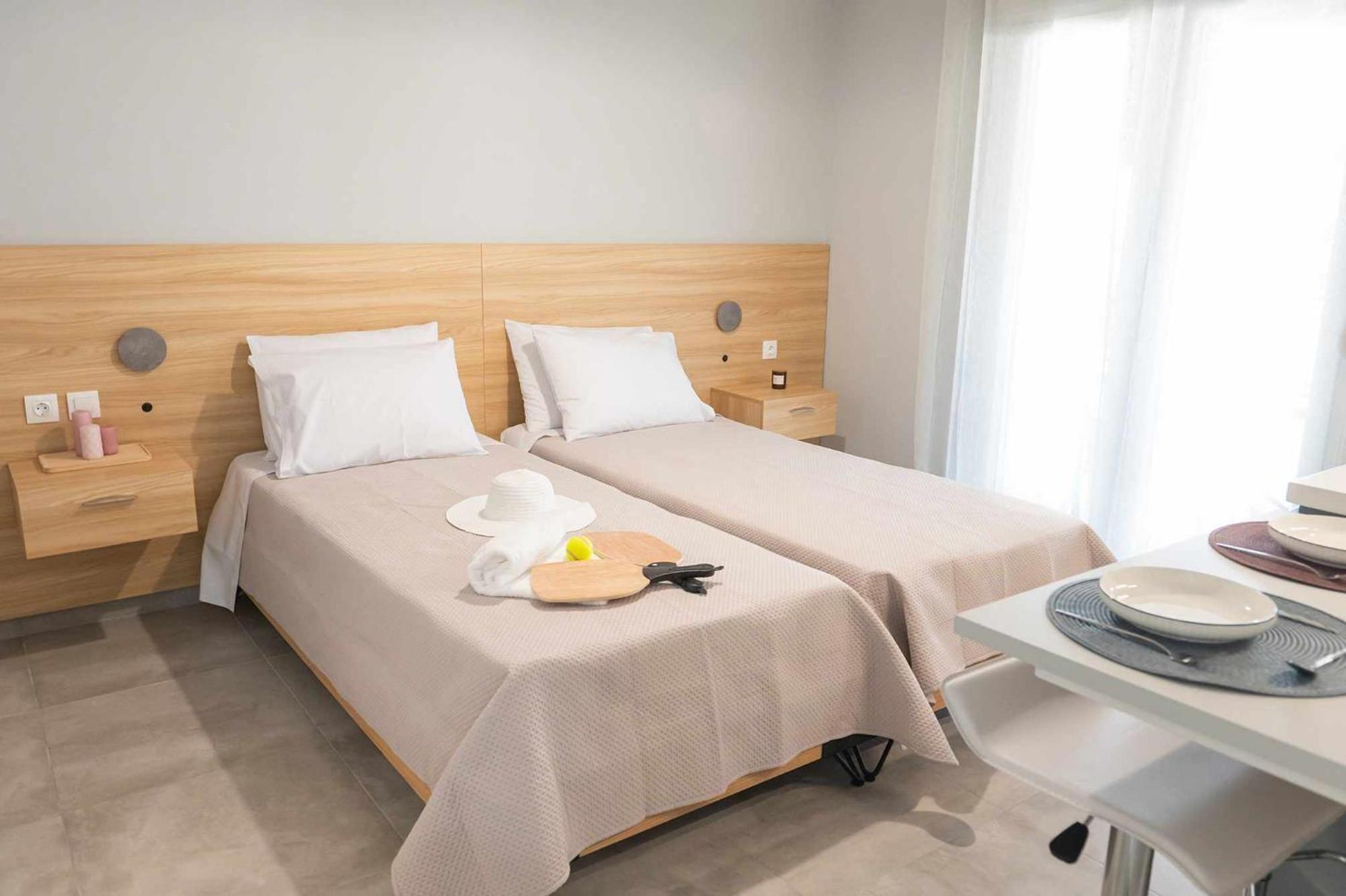 Four Sis Rooms Mangana Exterior foto