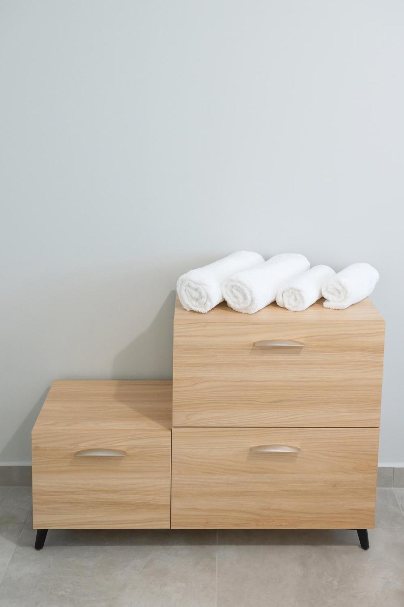 Four Sis Rooms Mangana Exterior foto
